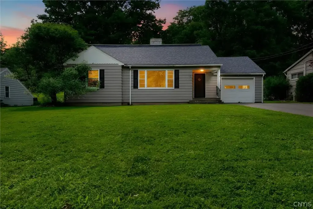 10 S Ten Eyck Avenue, Cazenovia