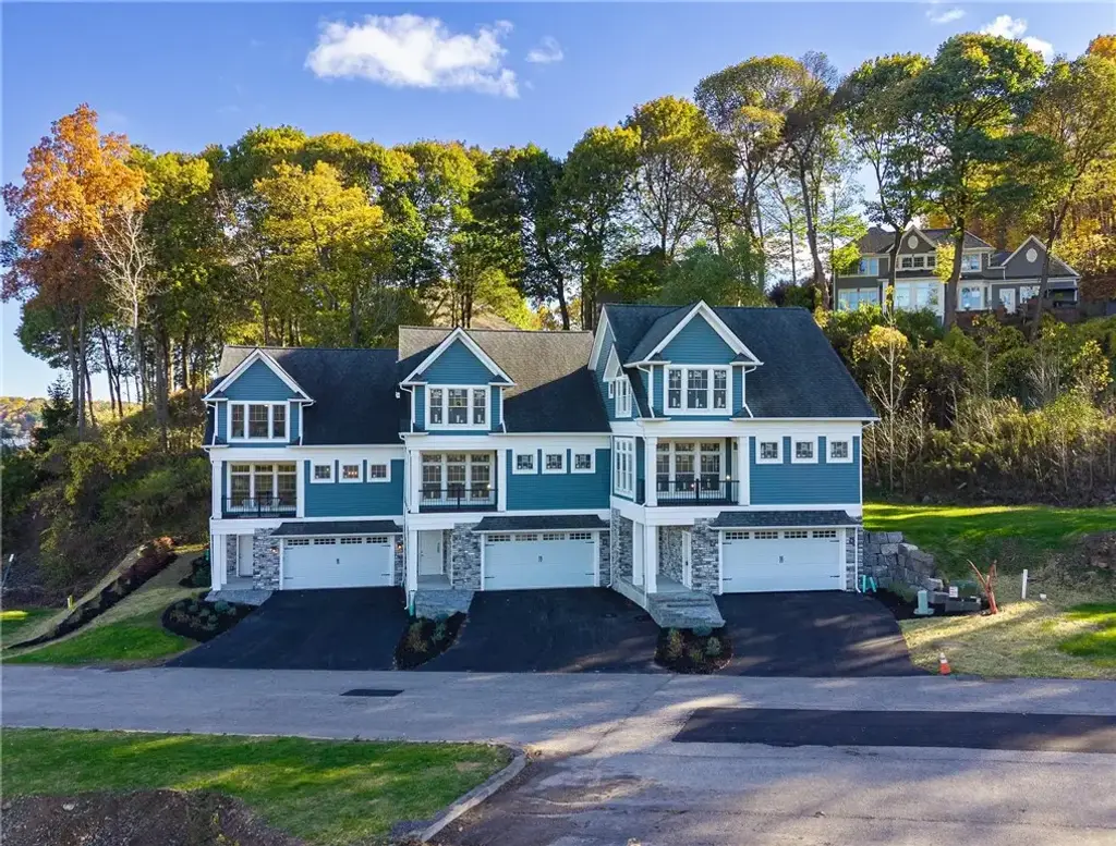 409 Newport Road, Irondequoit
