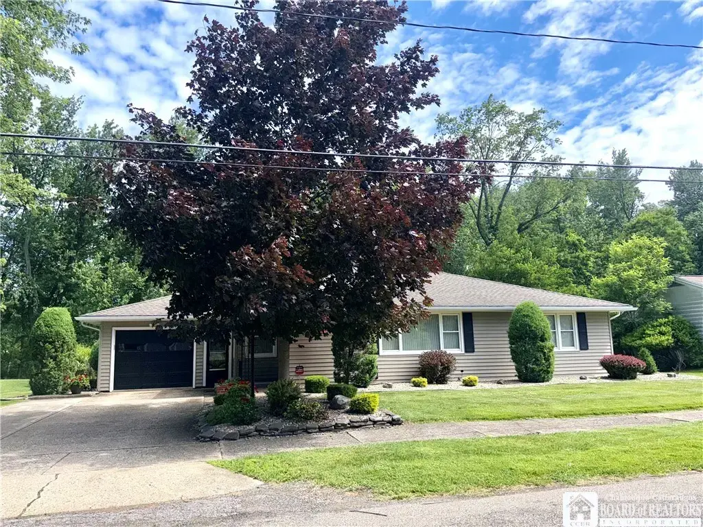 19 Lowell Place, Pomfret