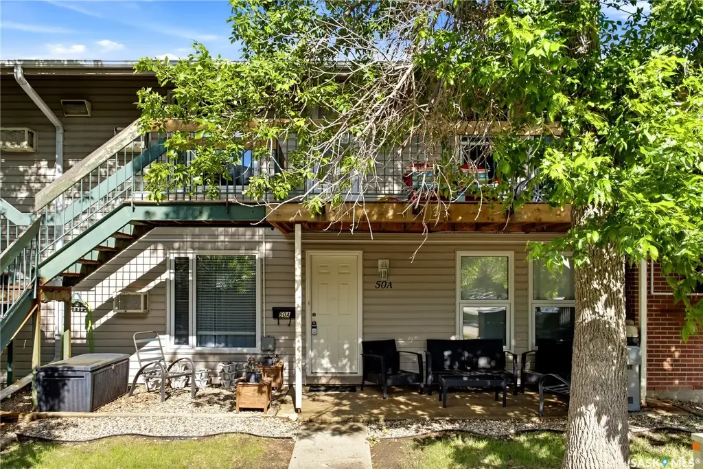 50 Nollet Avenue A, Regina