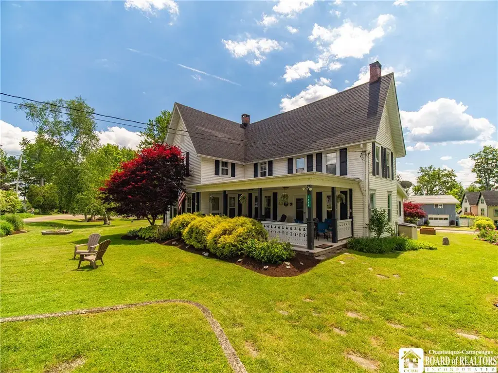 5449 Emerald Avenue, Chautauqua