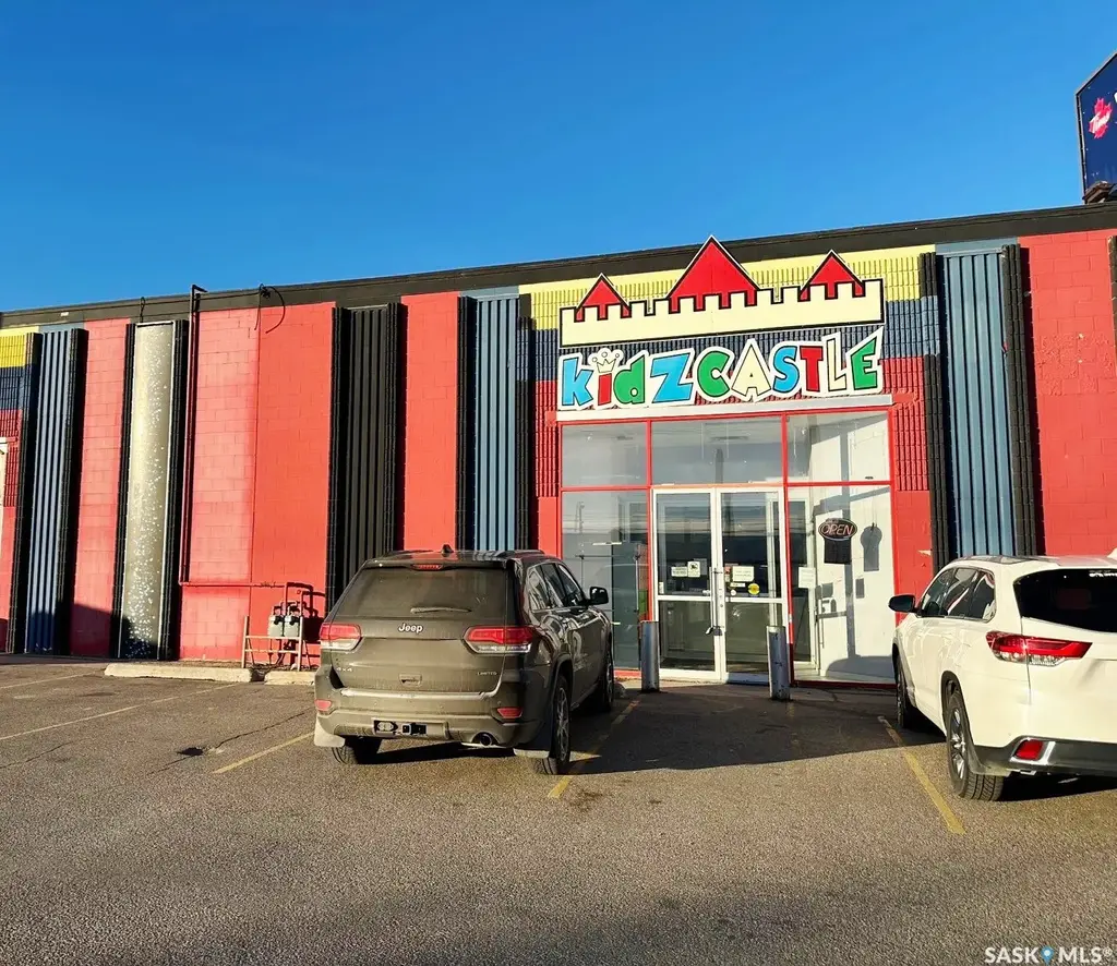 714 Circle Drive N, Saskatoon