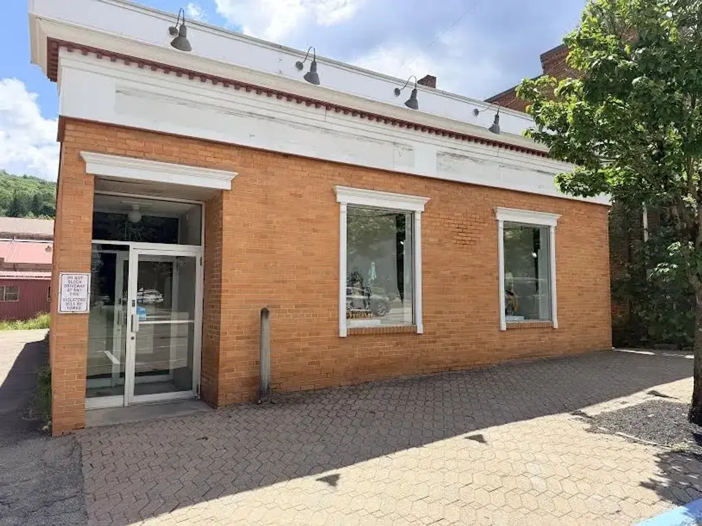 36 N Main Street, Alfred