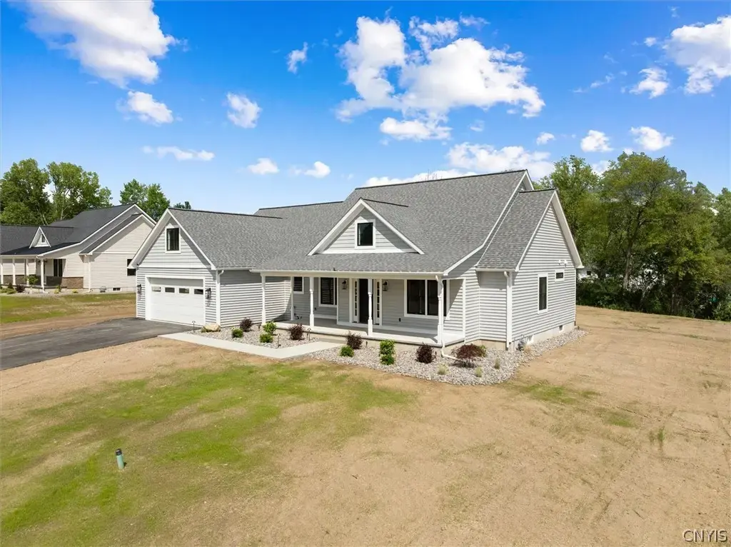 102 Stonebrooke Drive, Marcy