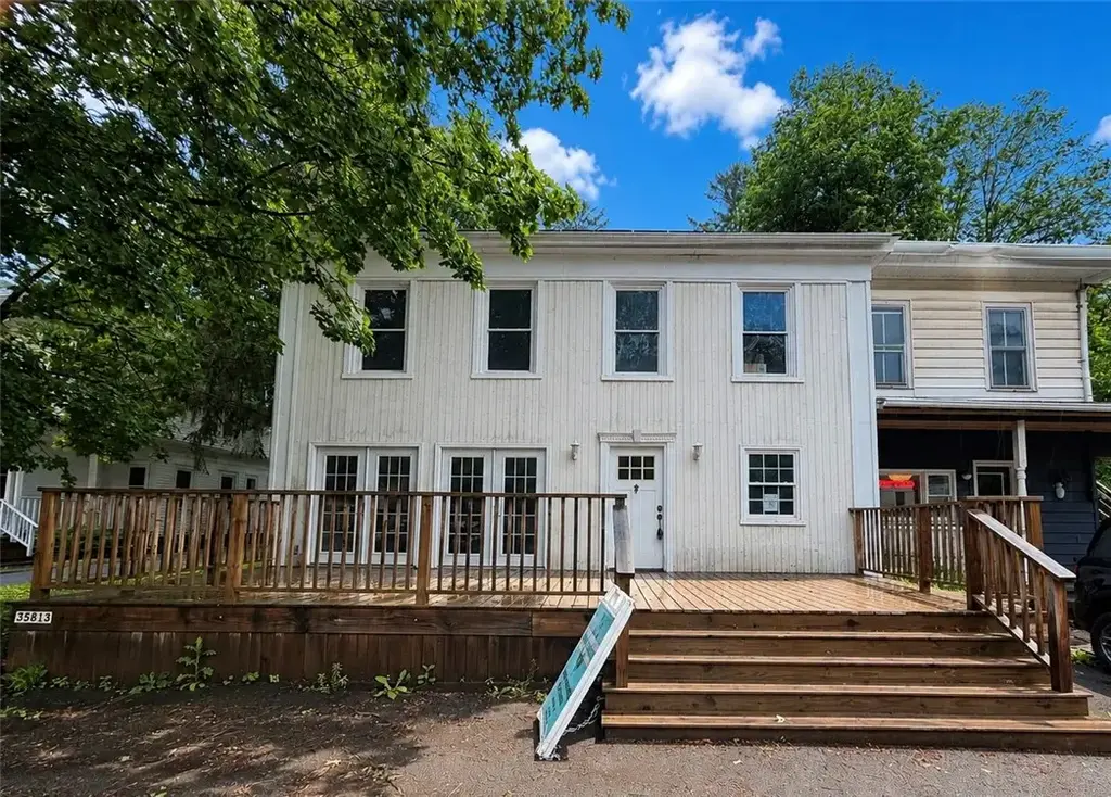 35813 State Highway 10, Hamden