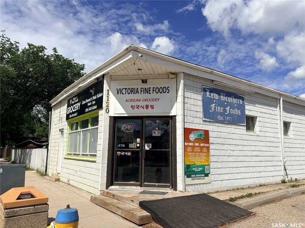 1120 11th Street W, Saskatoon