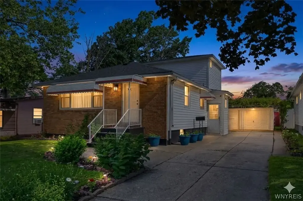 246 Dupont Avenue, Tonawanda