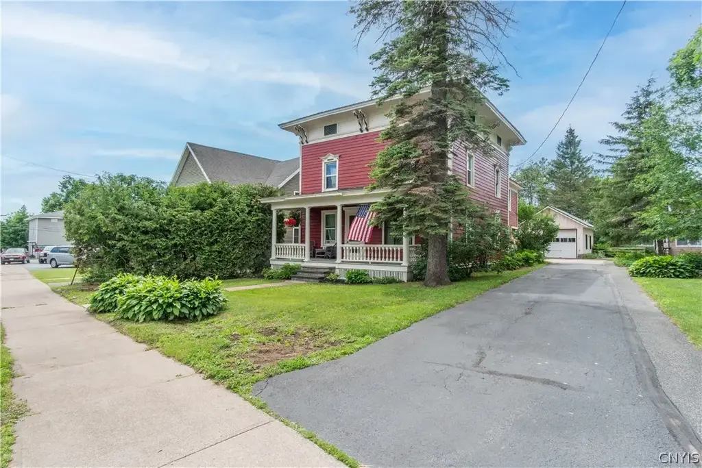 9897 State Route 812, Croghan