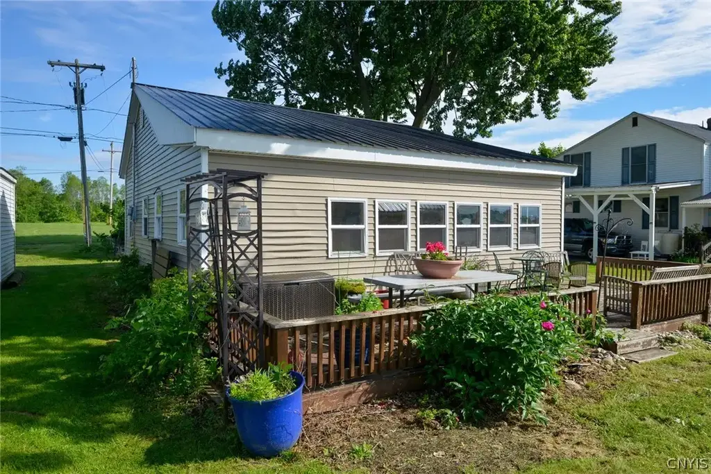 2220 Humphrey Lane, Cape Vincent