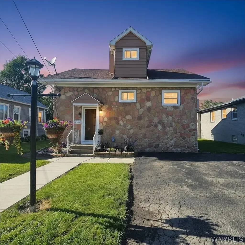8150 W Rivershore Drive, Niagara Falls