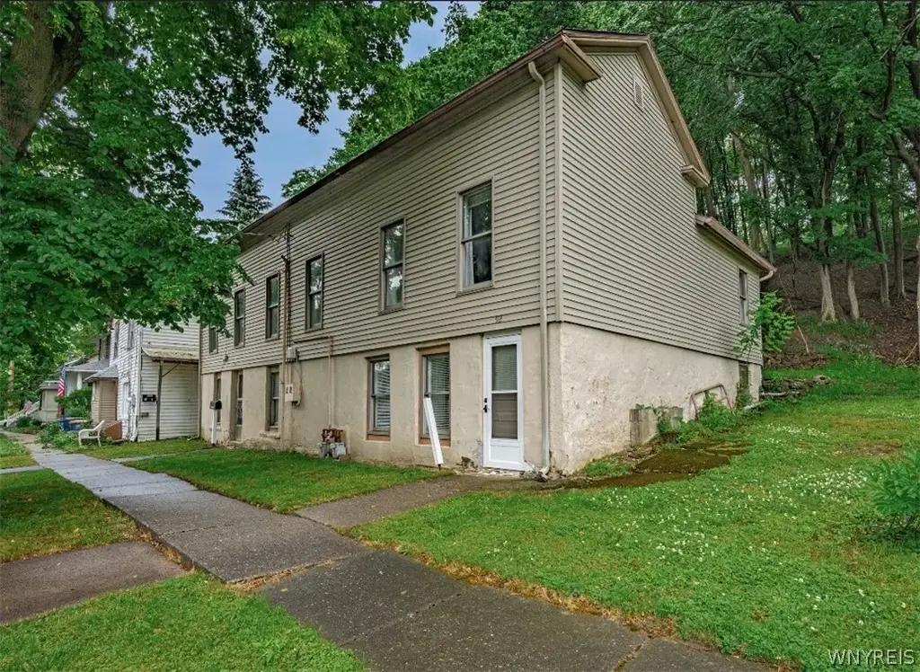 92 Garden Street, Lockport City