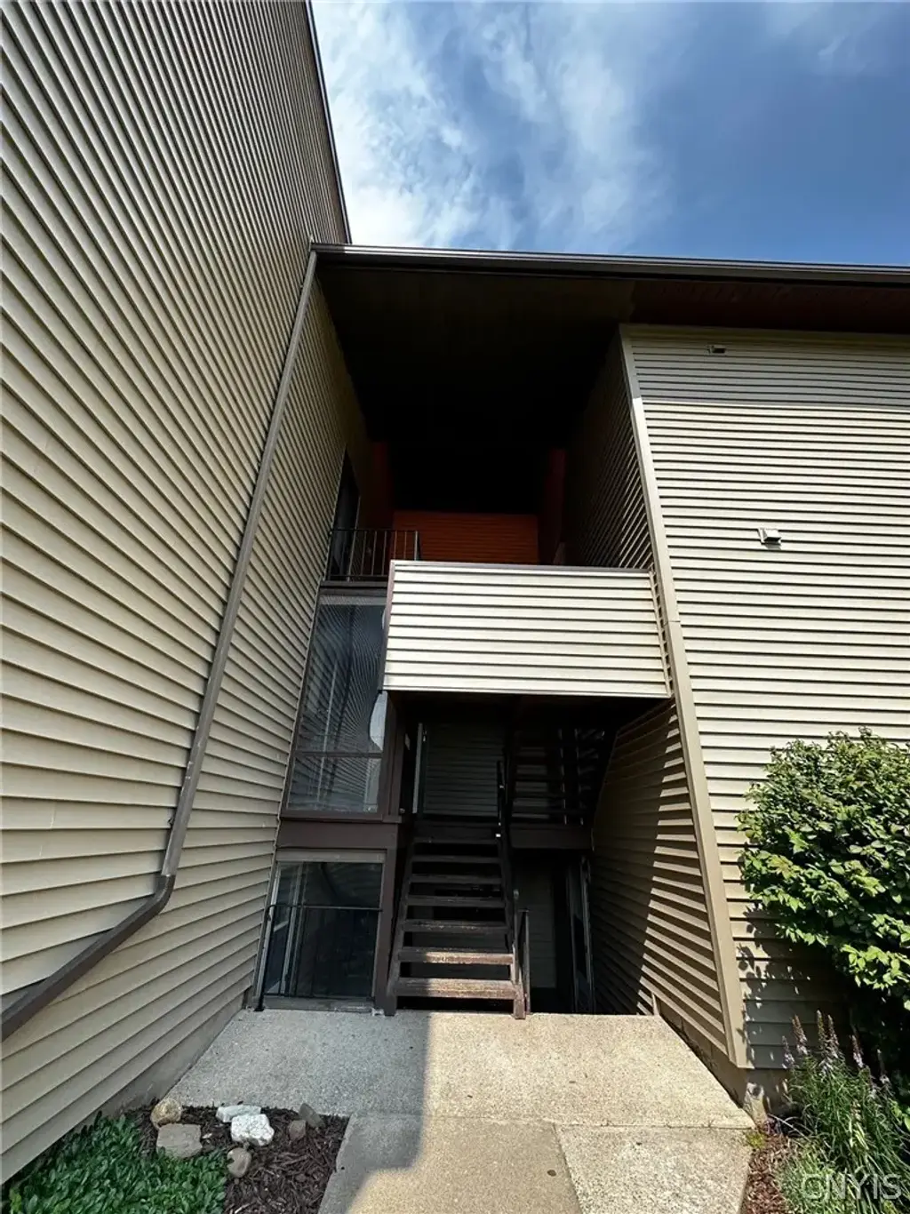 505 Village Boulevard N, Van Buren