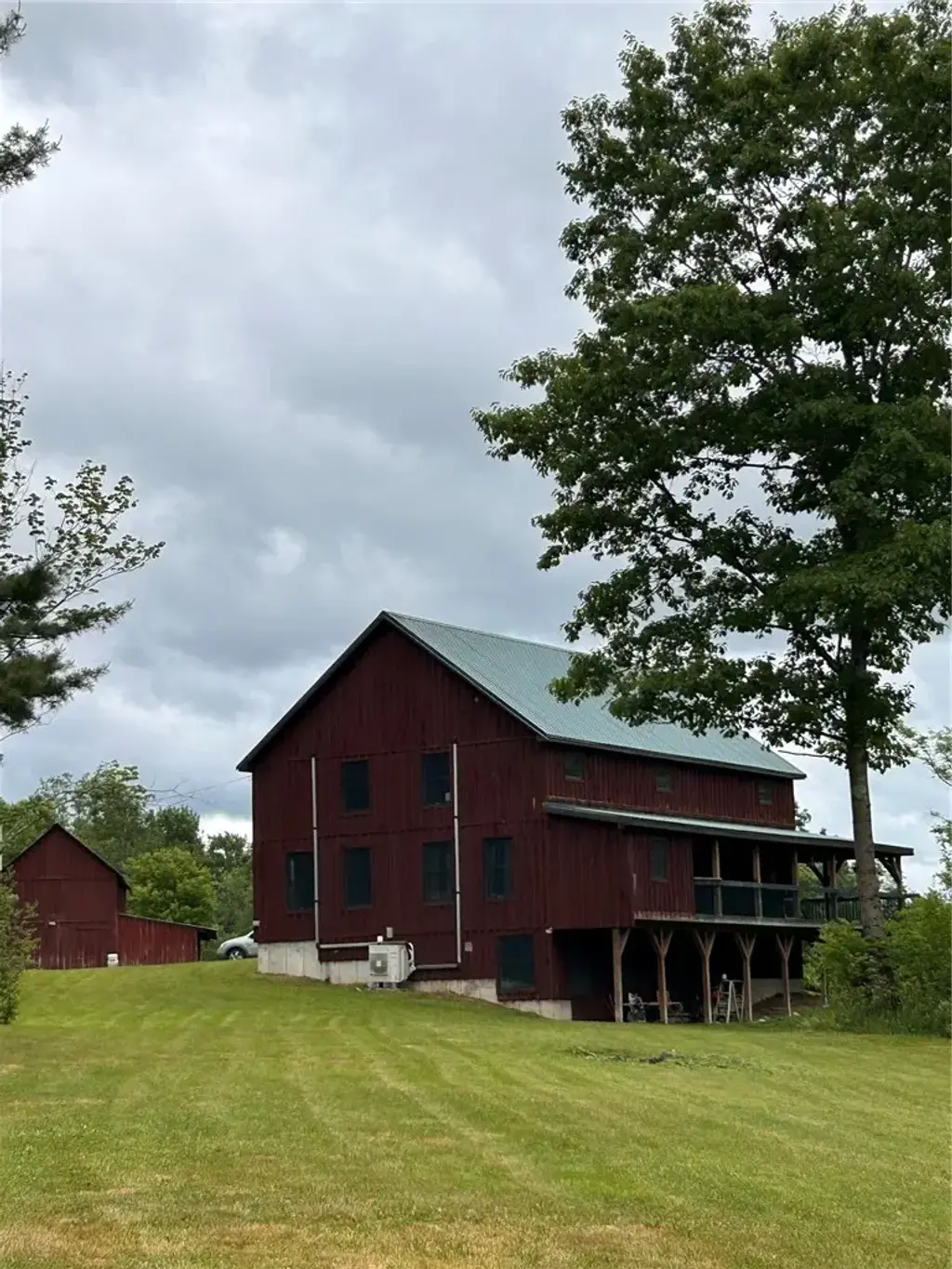 611 State Highway 220, Smithville
