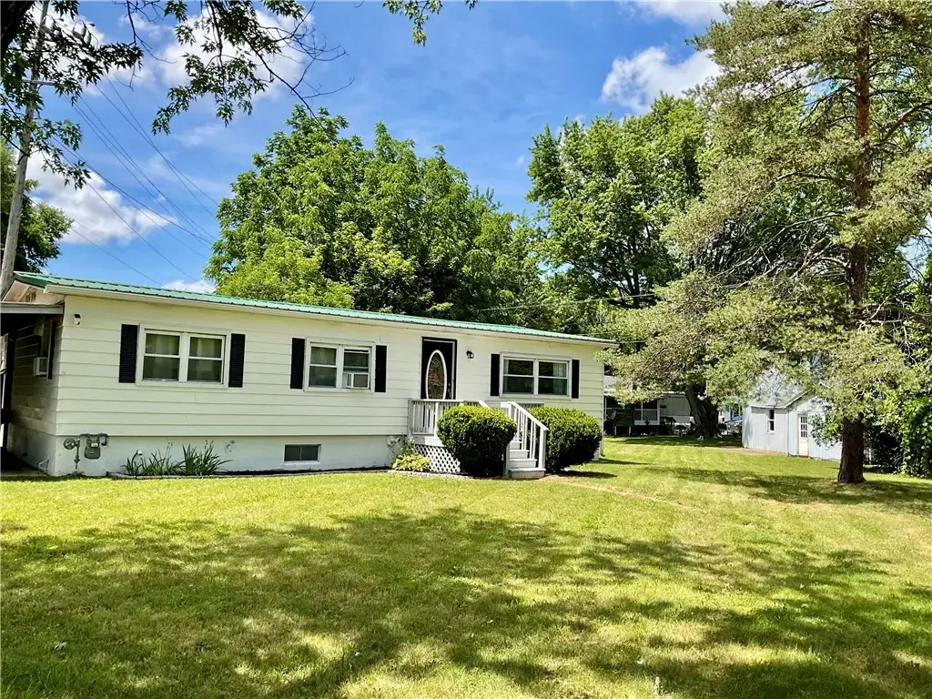 1879 Grand Central Avenue, Horseheads