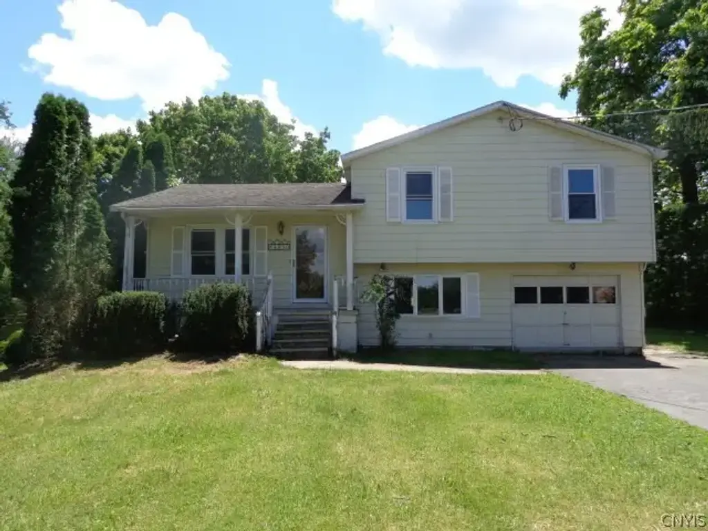 4030 Douglas Heights Drive, Lenox