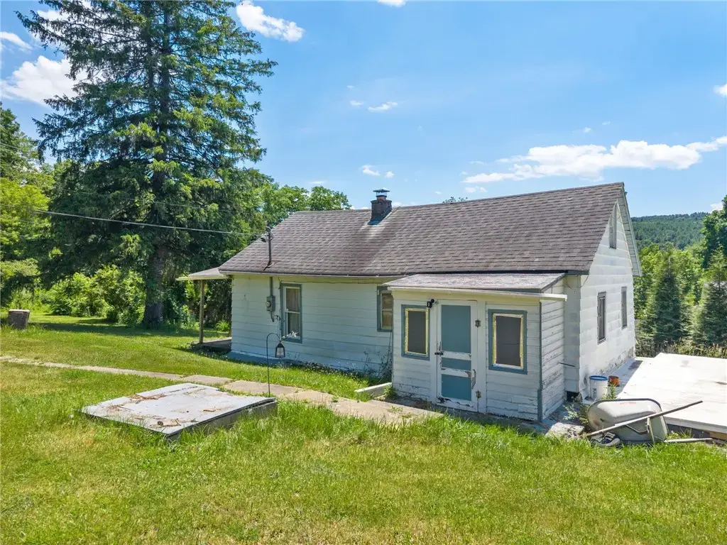 114 Homer Zeh Lane, Schoharie