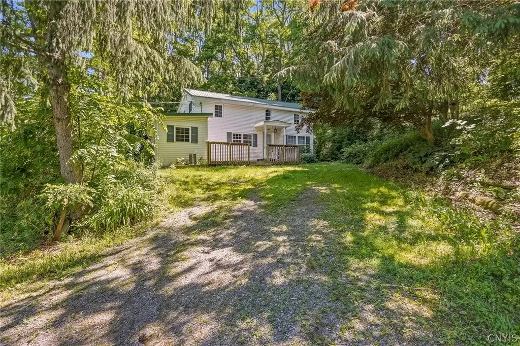 3980 Burnt Hill Road, Hector