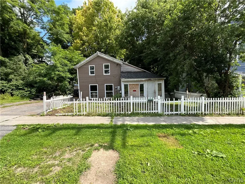 226 Main Avenue, Watertown City