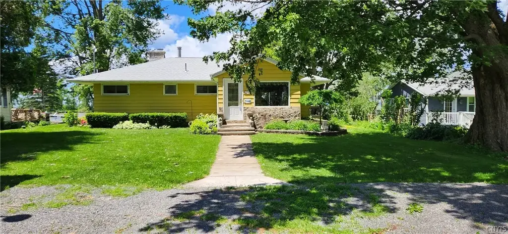 9044 Carlynne Drive, Lenox