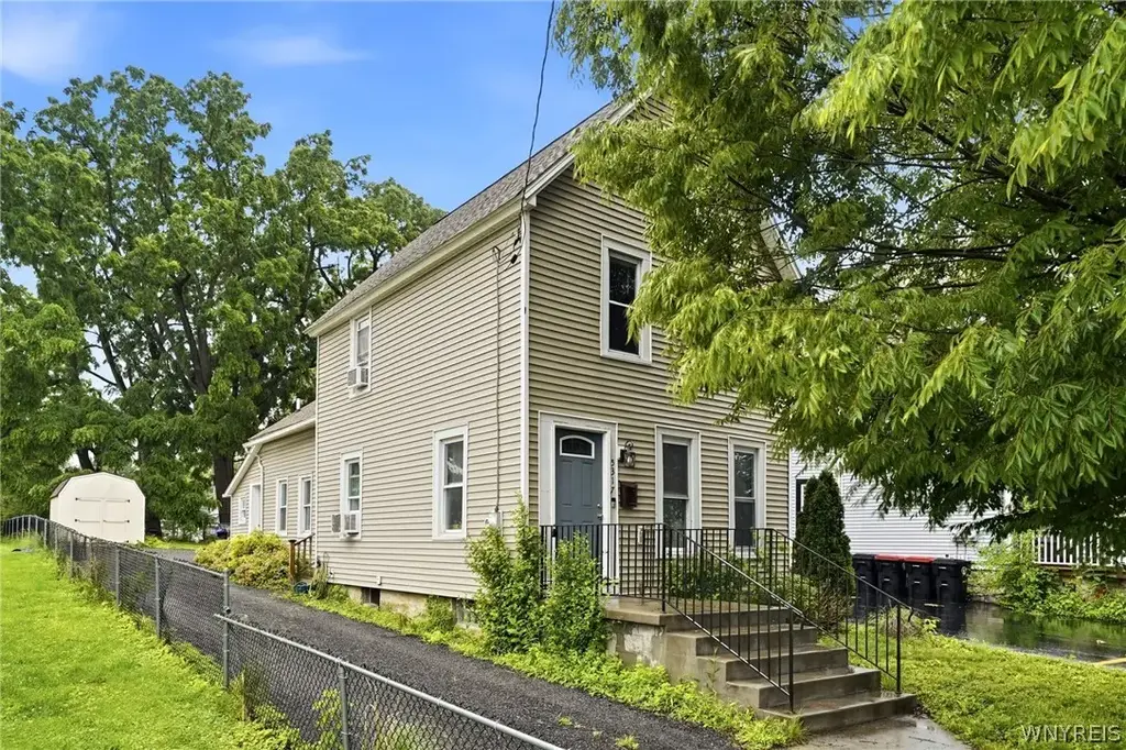 5317 Broadway Street, Lancaster