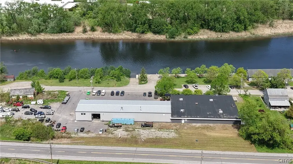 125 Southern Avenue, Little Falls City
