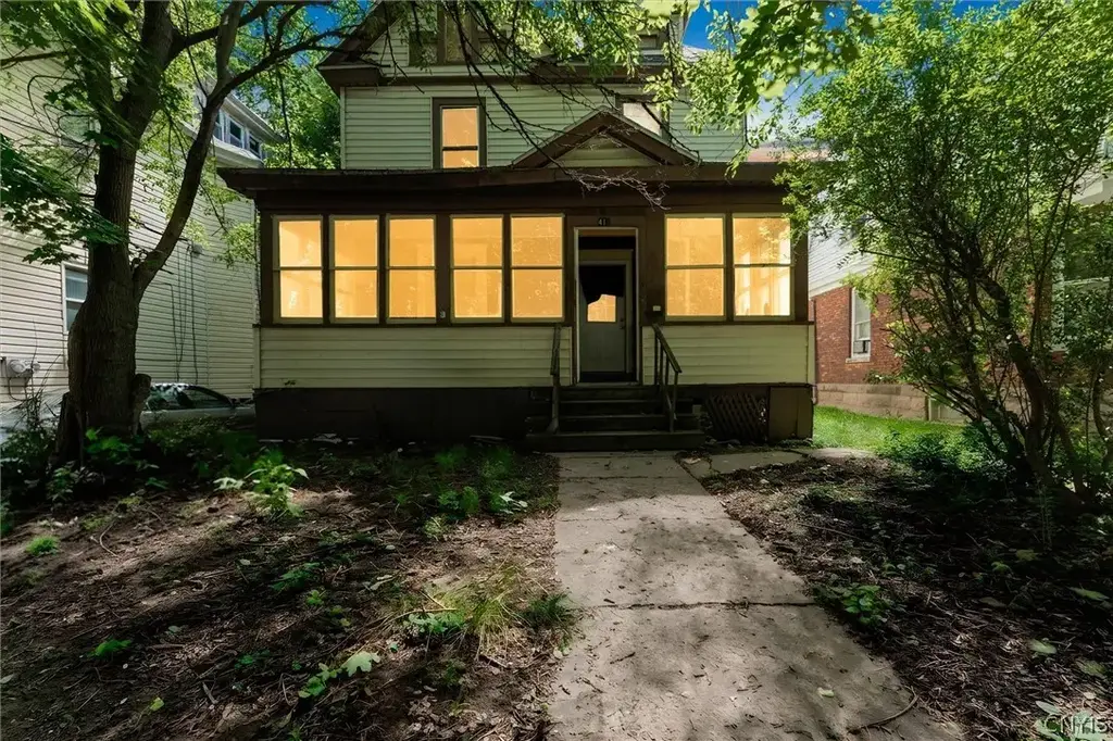 411 Craddock Street, Syracuse