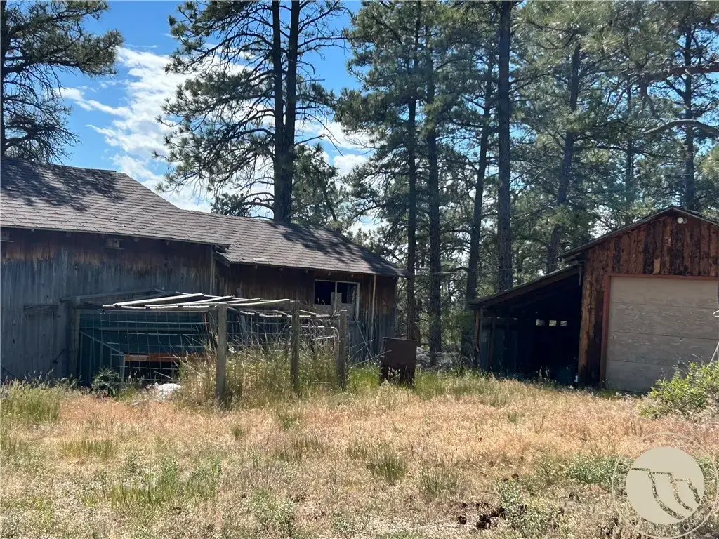 77 Treetop Road, Roundup