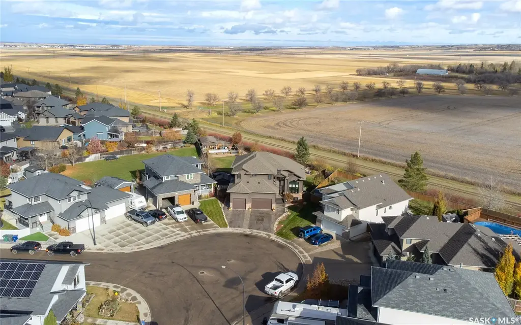 1242 Willowgrove Court, Saskatoon