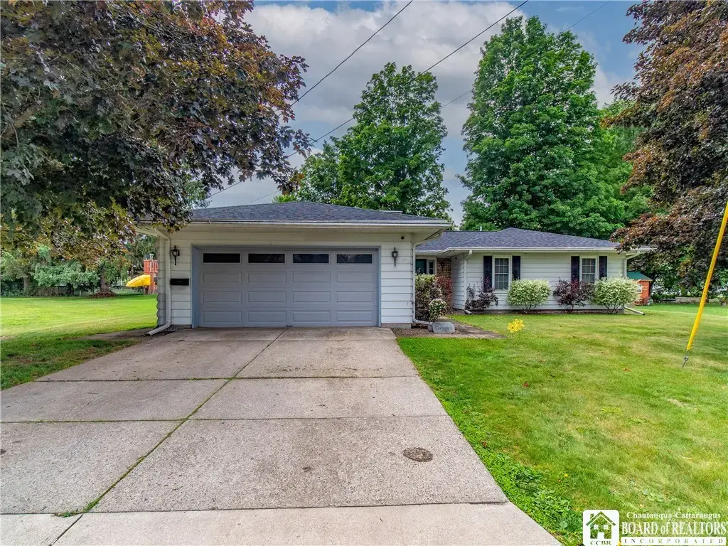 10 Durand Street, Carroll