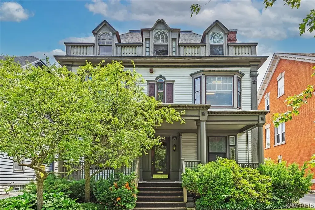 343 Elmwood Avenue, Buffalo