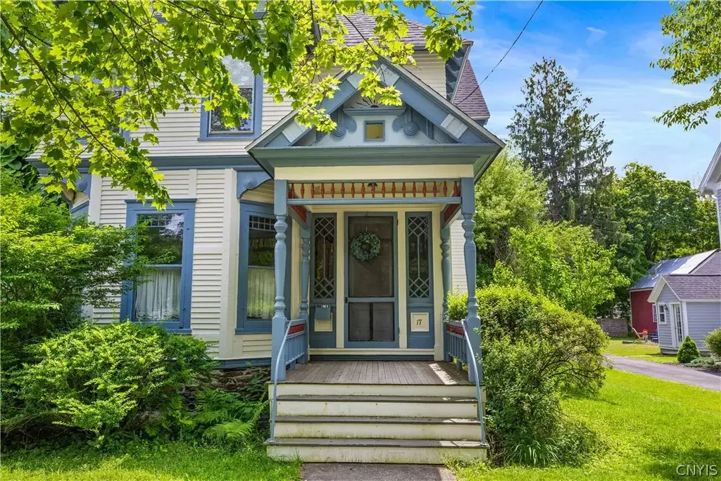 17 W Pleasant Street, Hamilton