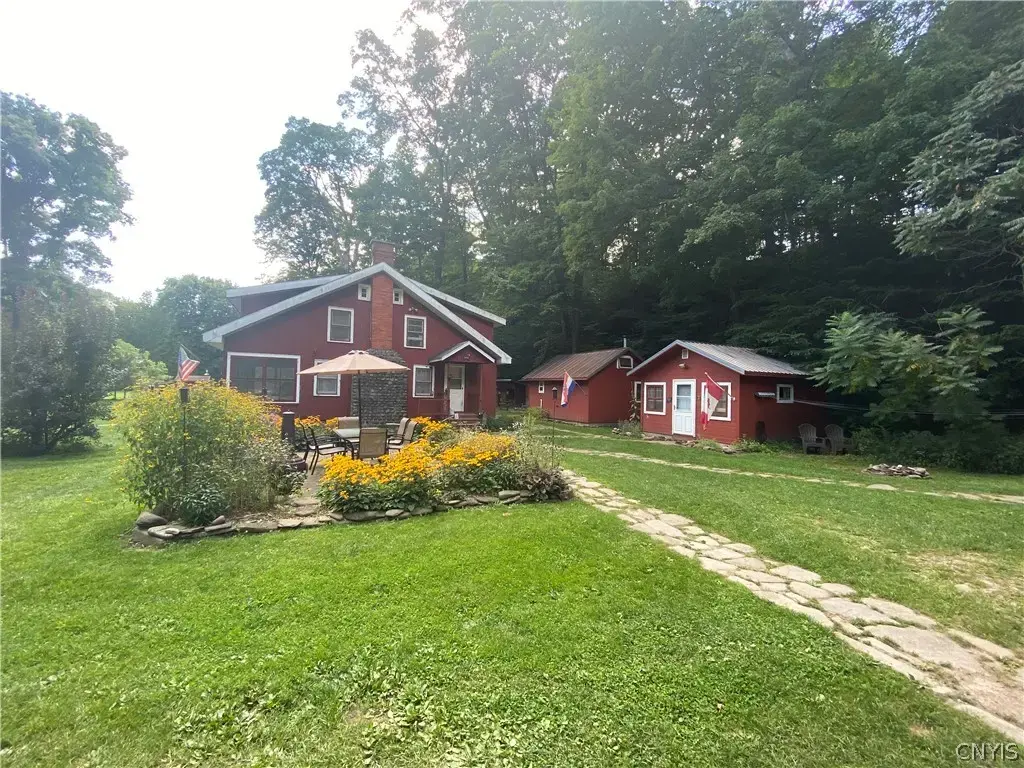 9340 Coal Hill Road, Annsville