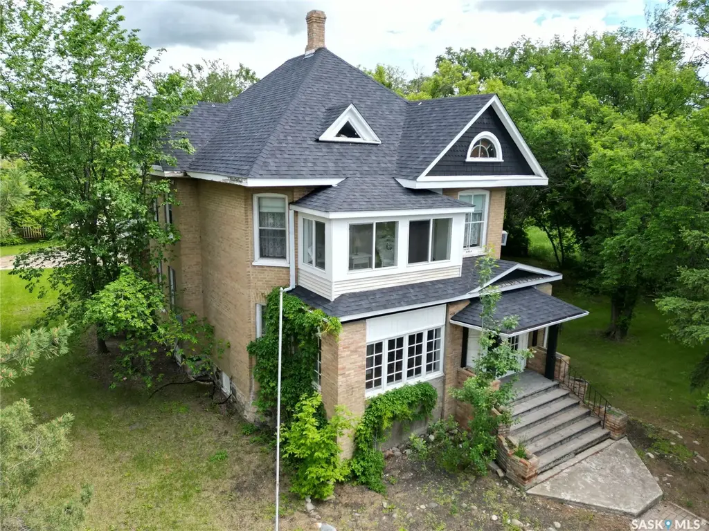 106 Front Street, Wolseley