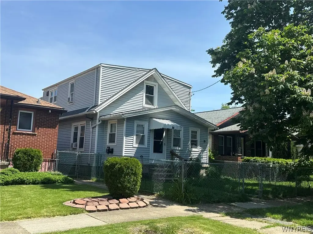 3040 Monroe Avenue, Niagara Falls
