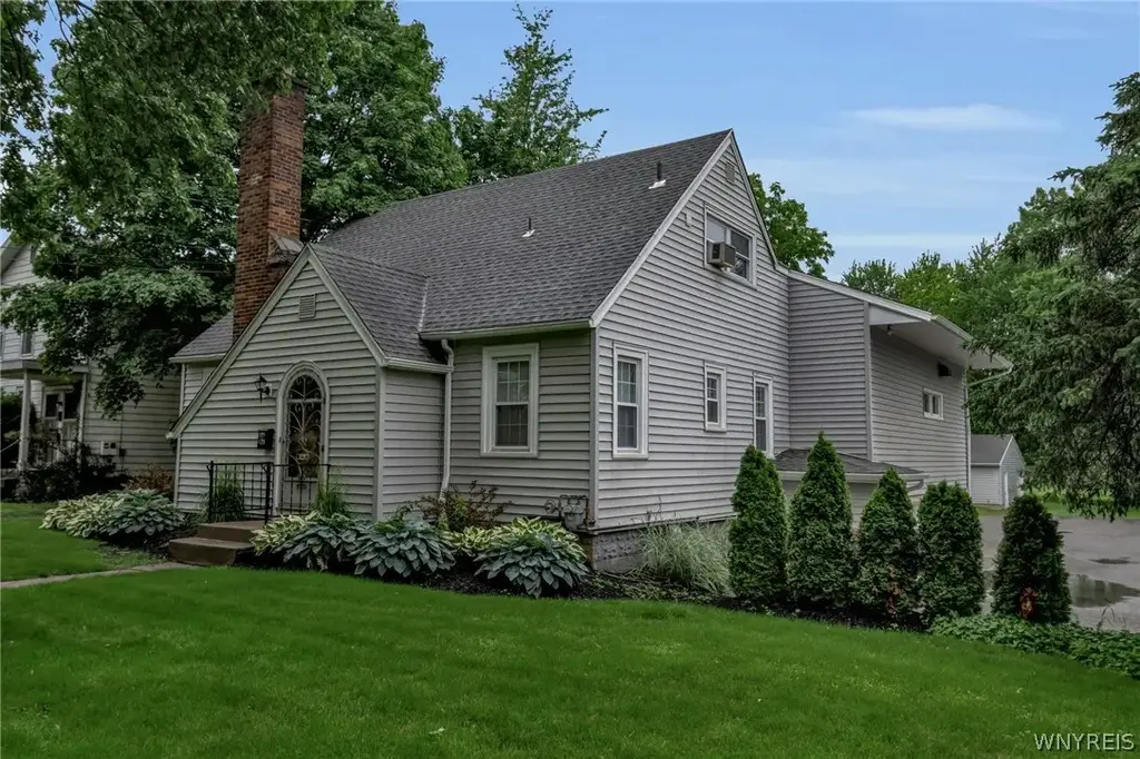 427-429 Pine Street, Lockport City