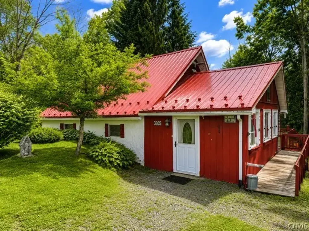 3305 Zelsnack Road, Marathon