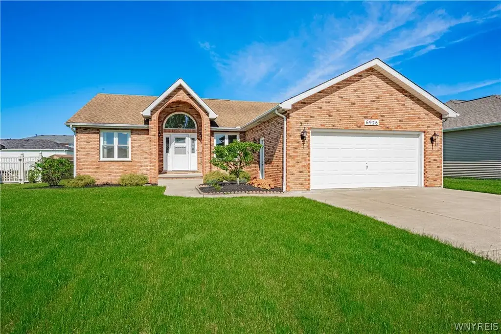6926 Rebecca Drive, Wheatfield