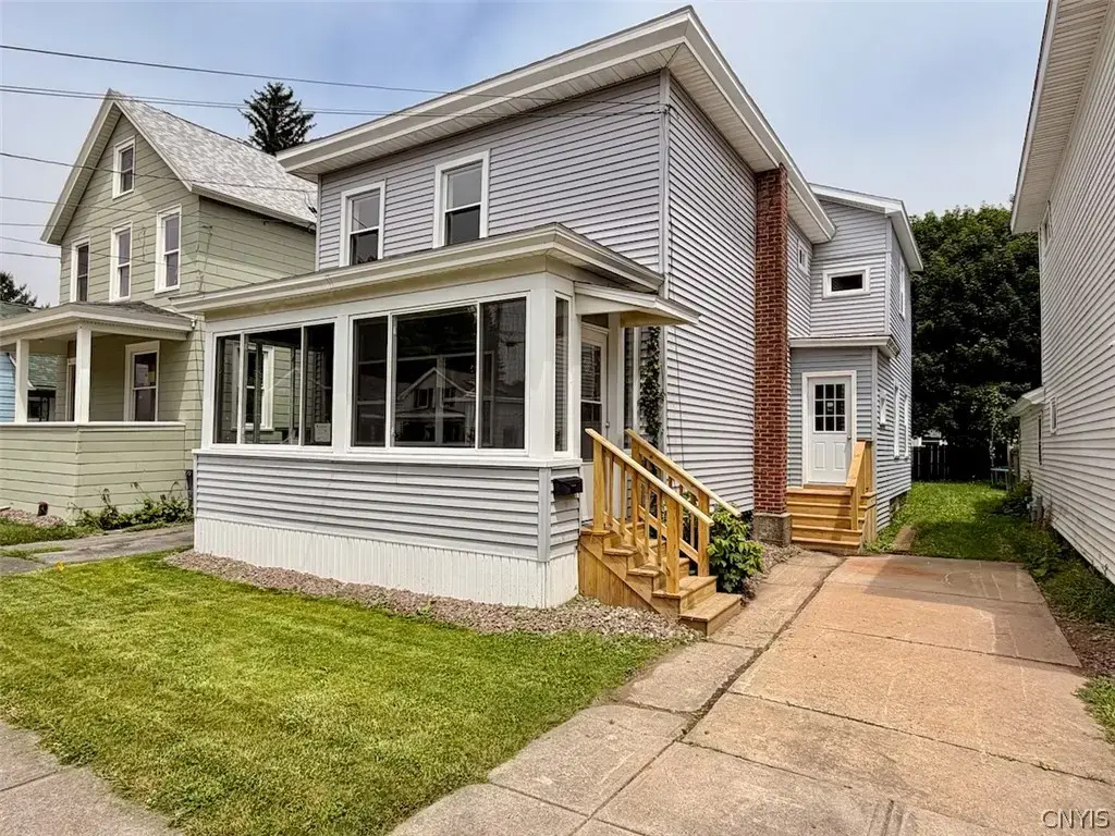 15 E 7th Street, Oswego