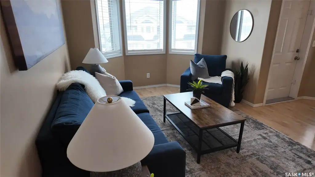 3241 Woodhams Drive E, Regina