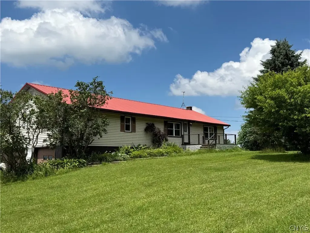 33 Nellis Drive, Sandy Creek