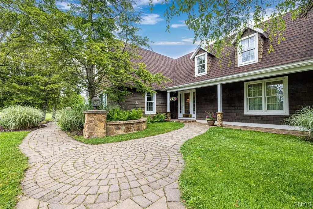3500 County Line Road, Skaneateles