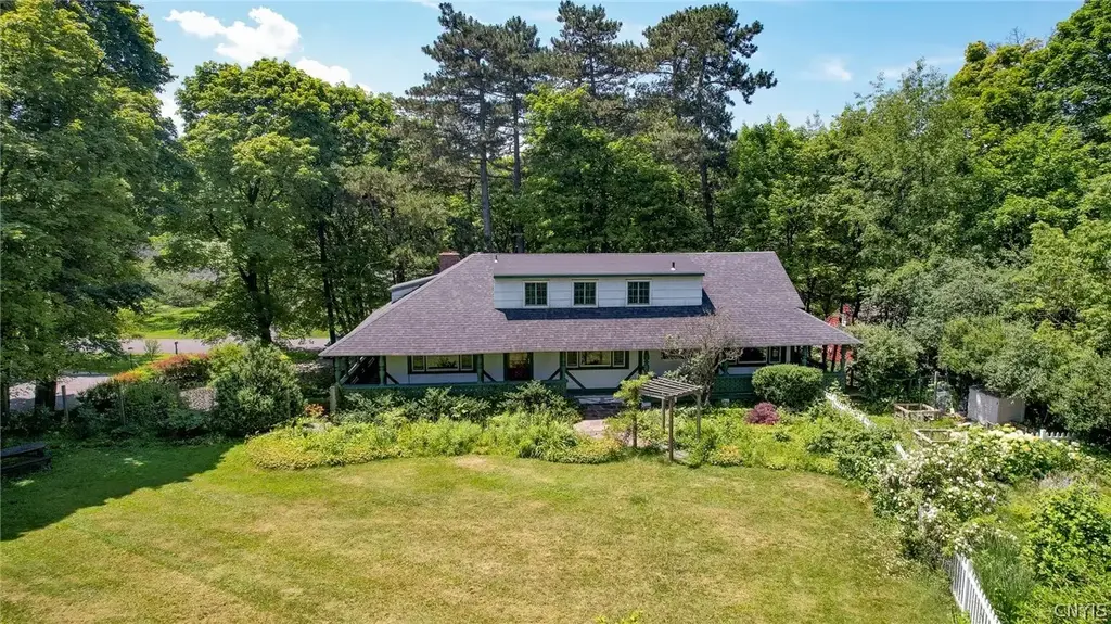 505 N Orchard Road, Geddes