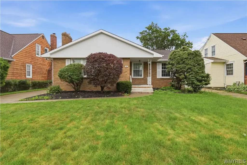 137 Cornwall Ave, Tonawanda