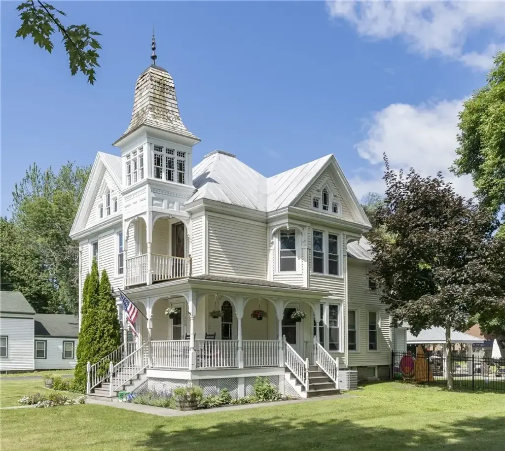 208 S Broad Street, Hounsfield