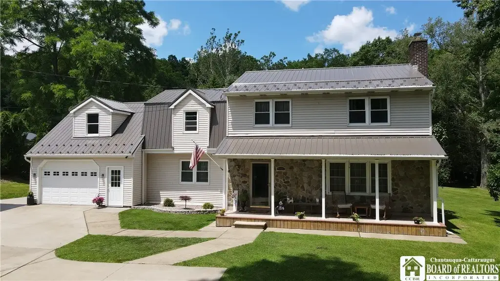 9231 Spoden Road, Pomfret