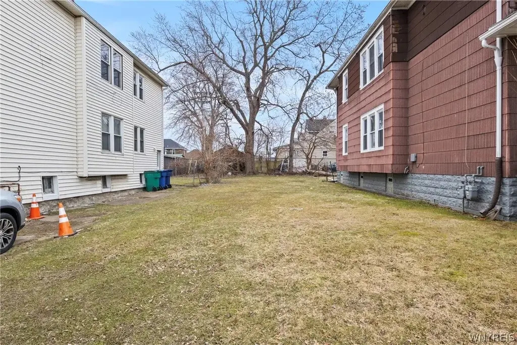 2332 S Park Avenue, Buffalo
