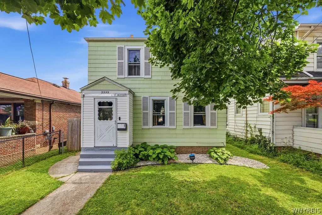2259 Michigan Ave Avenue, Niagara Falls