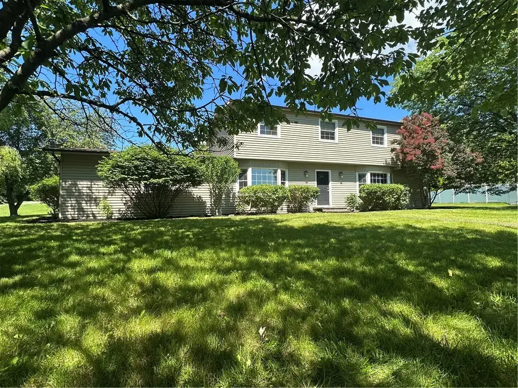 722 White Springs Drive, Geneva Town