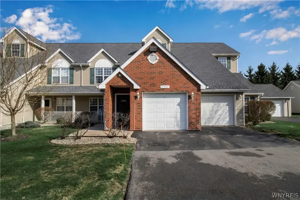 4100 Stonegate, Amherst