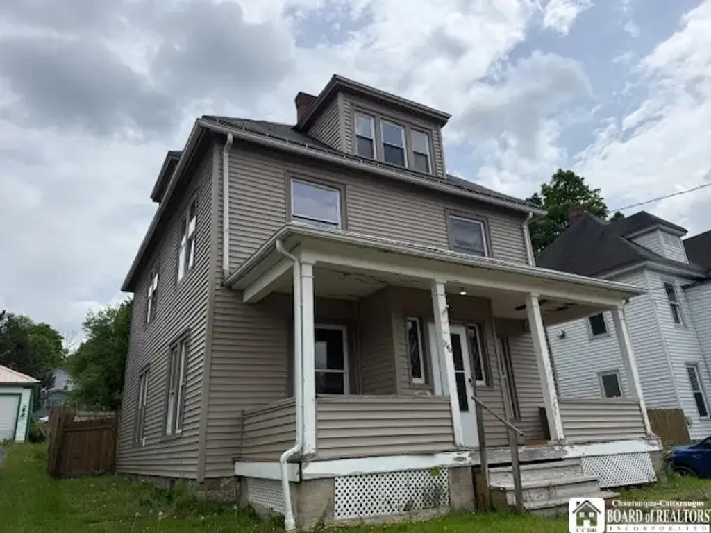 116 Wescott Street, Jamestown